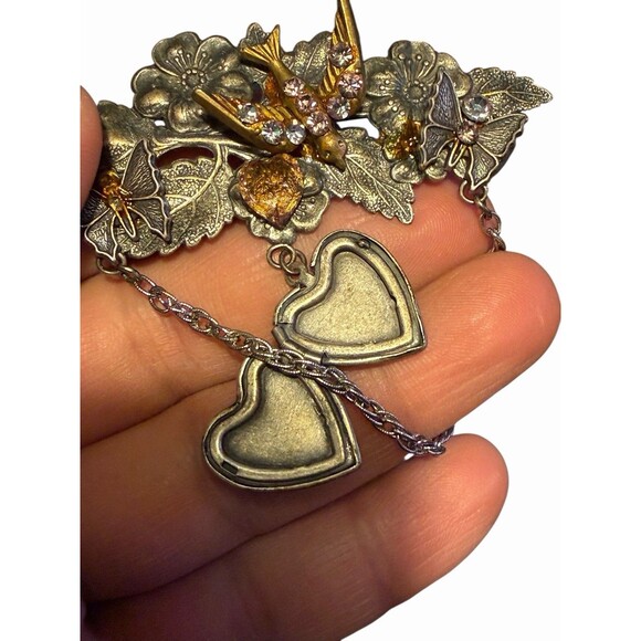 vintage dangling heart brooch butterfly - Picture 7 of 7